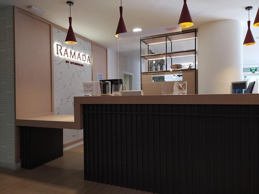Ramada By Wyndham Madrid Tres Cantos Extérieur photo