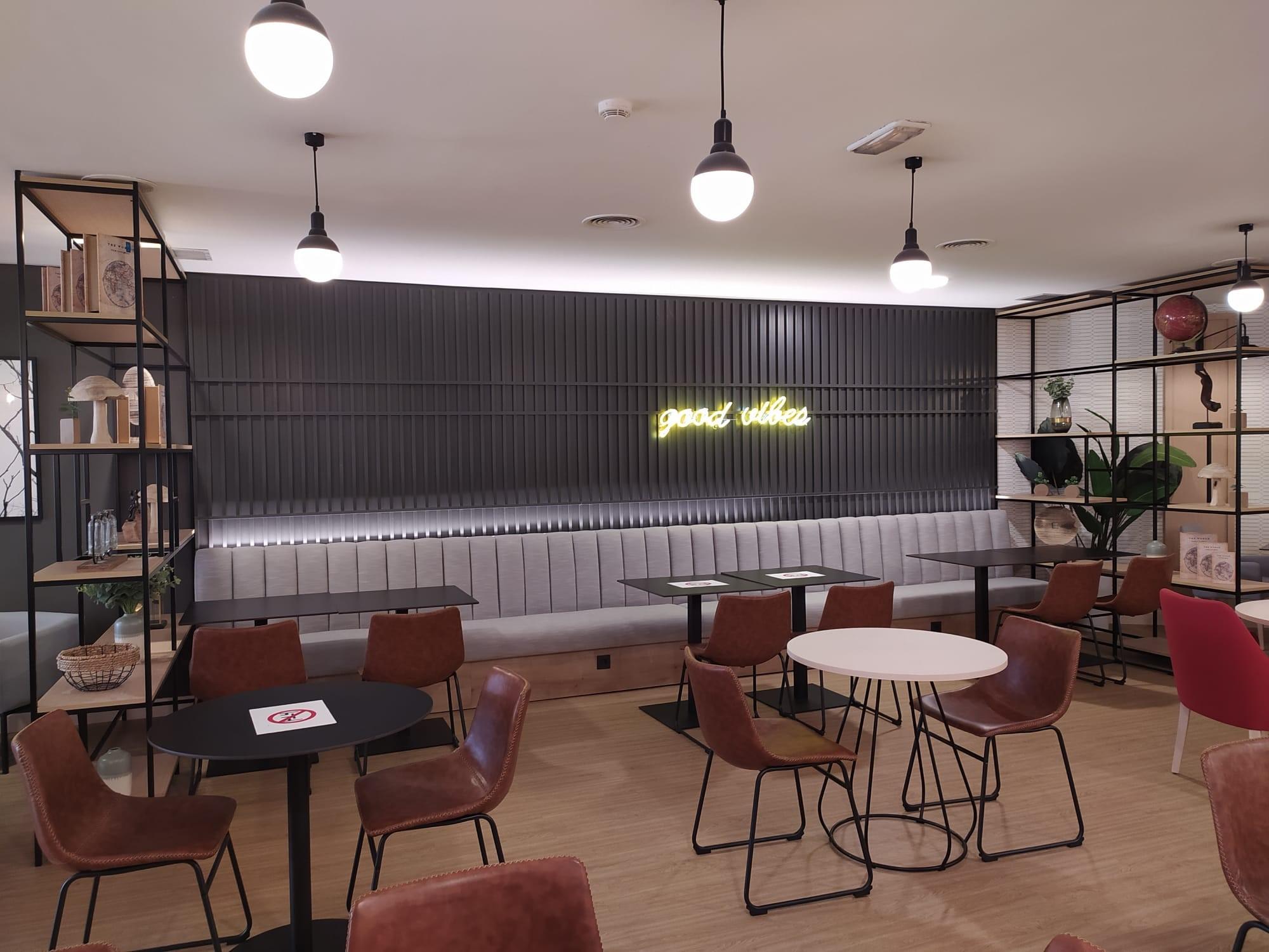 Ramada By Wyndham Madrid Tres Cantos Extérieur photo