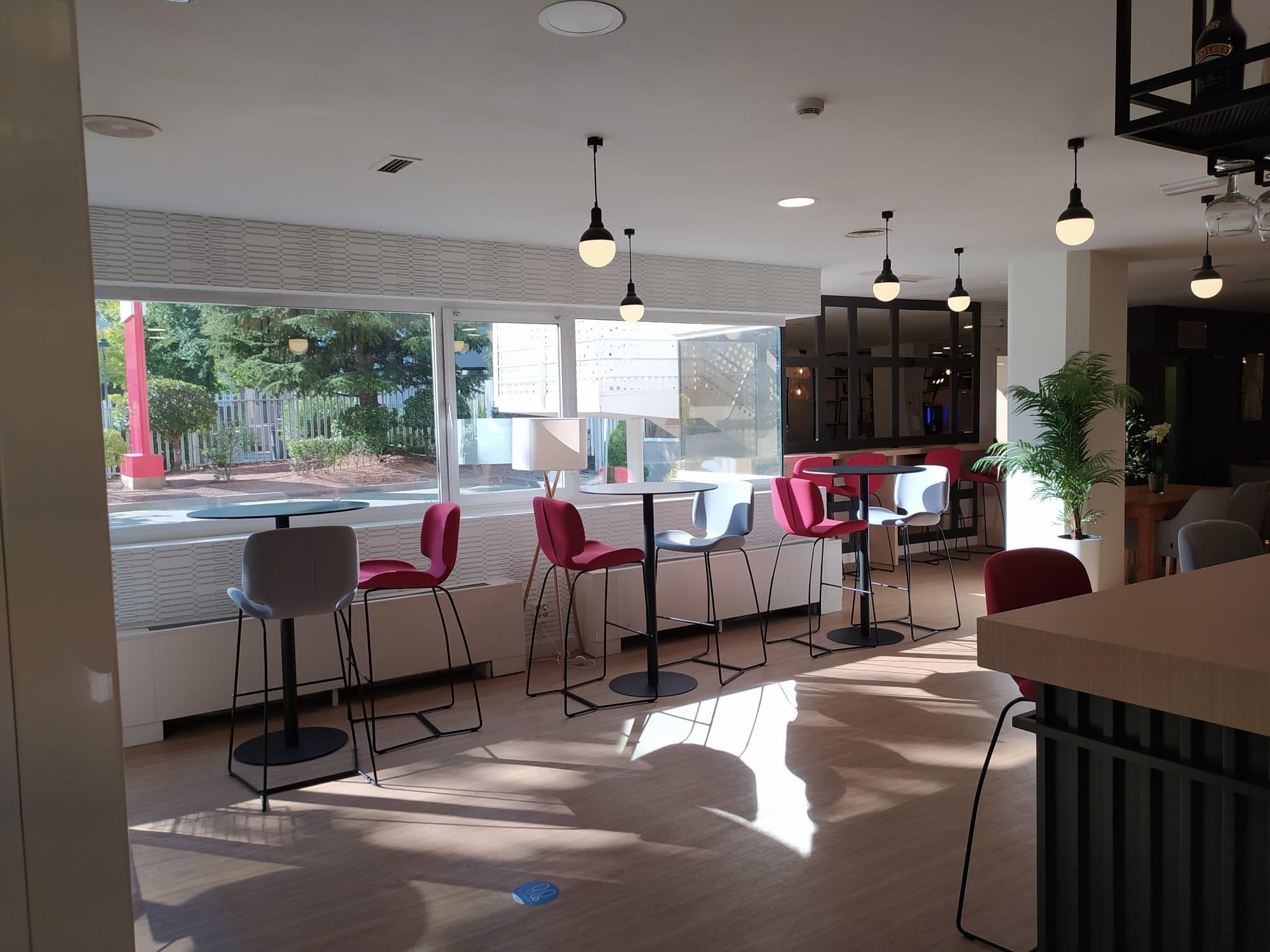 Ramada By Wyndham Madrid Tres Cantos Extérieur photo